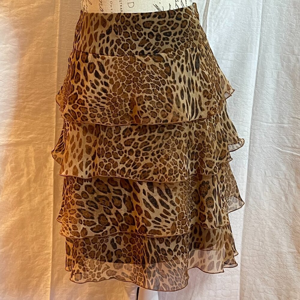 Animal print layered skirt size US 8